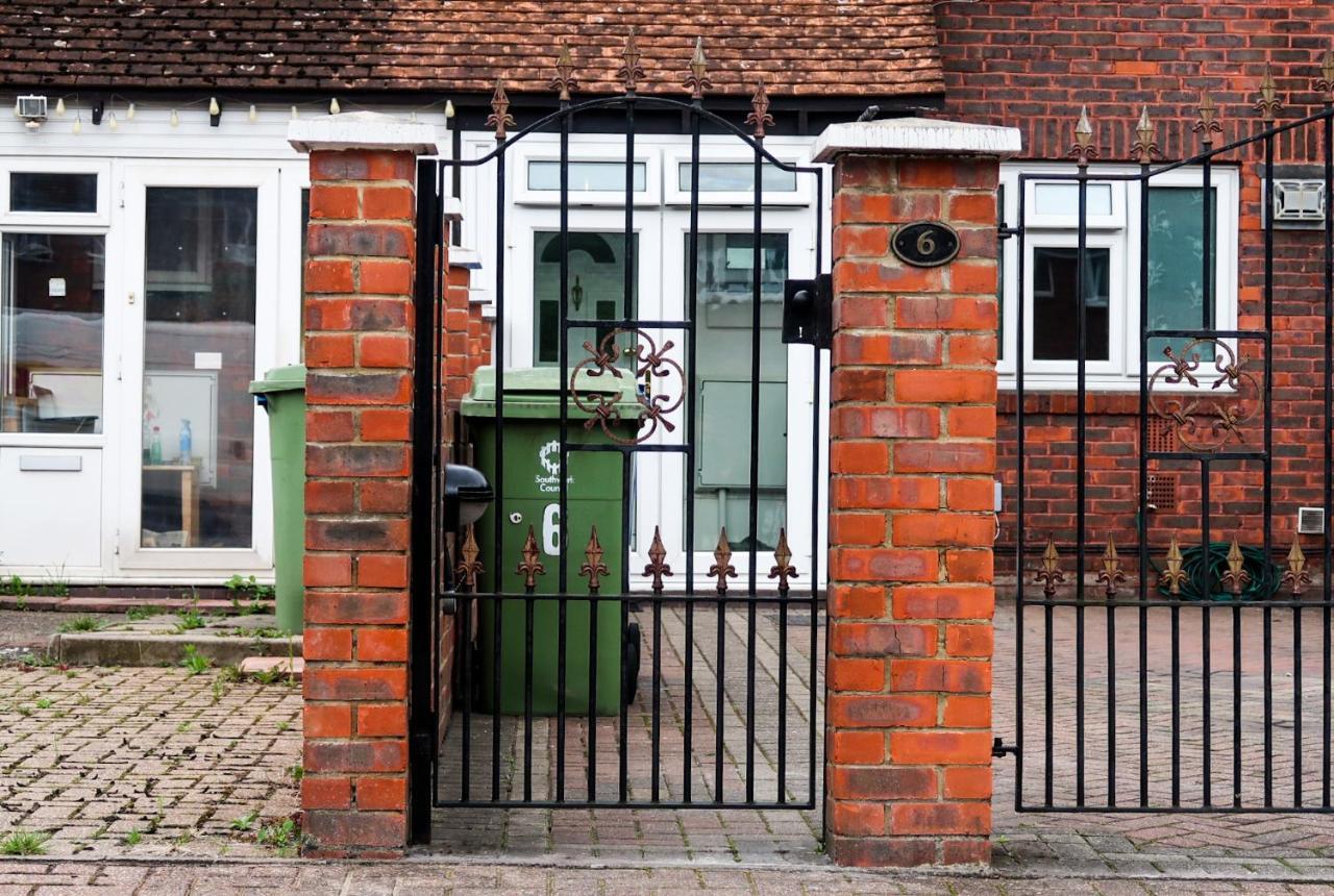 Cozy Double Room - Only Room London Eksteriør bilde